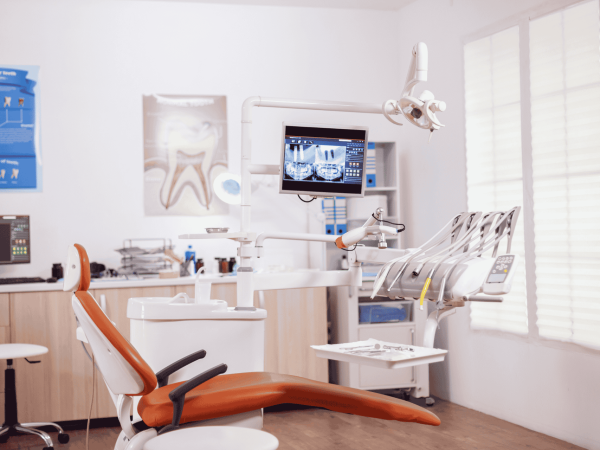 Clean and modern dental room with blue dental chair – secure cloud backup and IT infrastructure management for Bay Area dental practices.