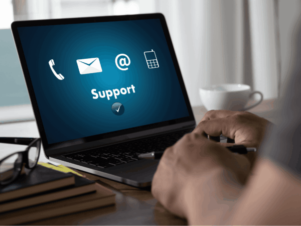 IT consultant managing business technology and supporting transition to a managed service provider model